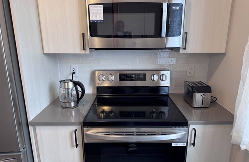 Ottawa Division House | Luxurious townhouse near Ottawa Airport YOW