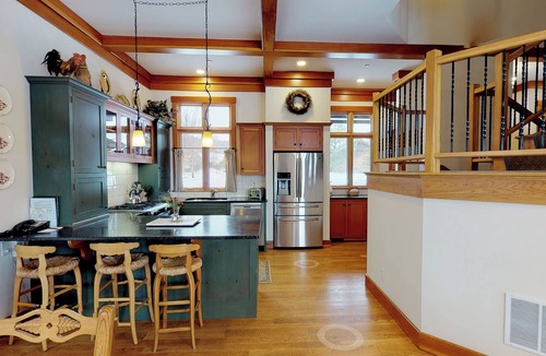 Moscow Villa | Luxurious Trapp Family Lodge 3-bedroom Villa with Amazing View