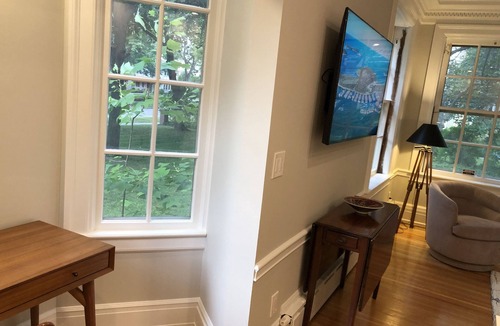 East Avenue Apartment | Luxuriously Remodeled 1BD Apt in Historic 1906 Mansion