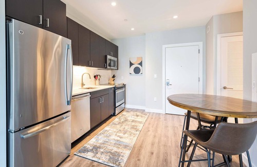 Seaport District Apartment | Luxury Apt In Heart of Seaport