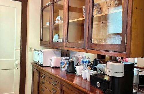 College Hill Apartment | Luxury California King 1 Bedroom at Hale House