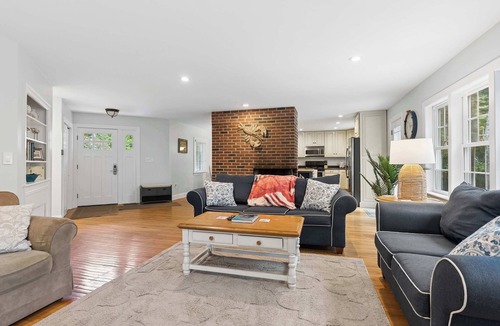Kennebunk House | Luxury Coastal Home Walk to Gooch's & Dock Square