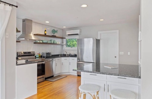 Clinton House | Luxury Coastal Retreat w/Private Beach Access + Water Views, Clinton, CT