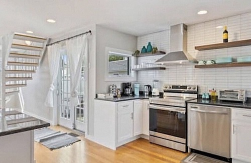 Clinton House | Luxury Coastal Retreat w/Private Beach Access + Water Views, Clinton, CT