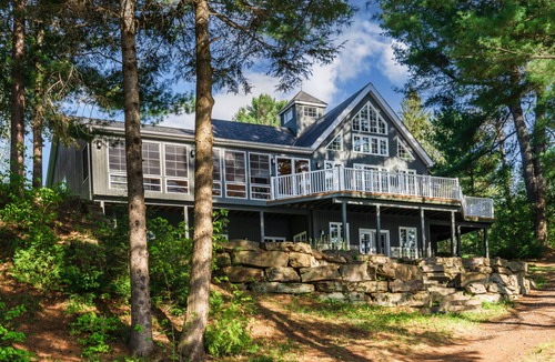 Baysville Resort | Luxury Cottage Living on the Lake in Muskoka