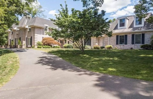 Berlin House | Luxury French Chateau Estate with Pool, Spa, Pond, Gym & 4.9 Private Acres