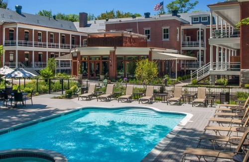 Portland Condo | Luxury Island Condominium on Serene Great Diamond Island off Portland, ME