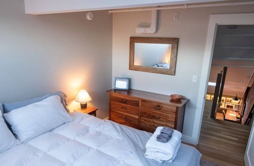 Downtown Portland Apartment | LUXURY PENTHOUSE | MODERN DESIGN | OLD PORT DOWNTN