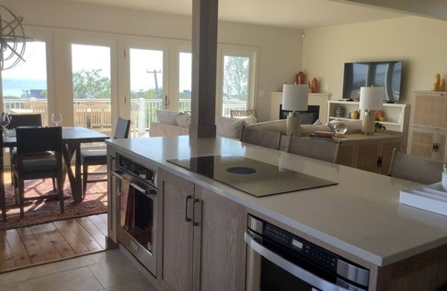Block Island House | Luxury Rental. Central Air Great Ocean Views. June and September Weeks Available