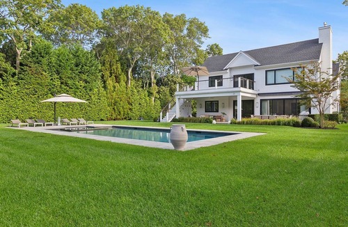 Southampton House | Luxury Resort Escape | Tennis, Hoops & Pickleball