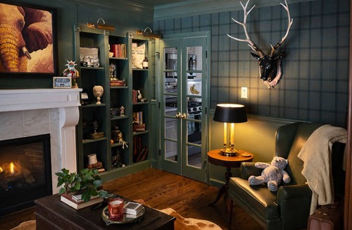 Melville House | Luxury Retreat