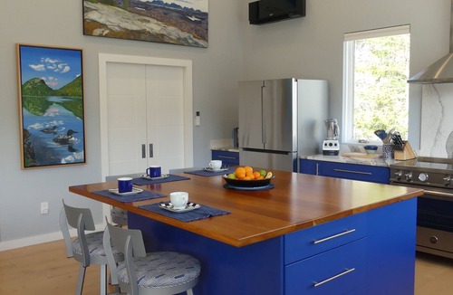 Bar Harbor House | Luxury Stay, Acadia Mountain Views, Direct Access To Trails, Artistic Retreat