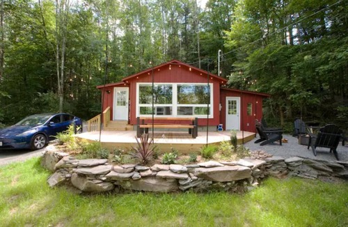 Arkville House | Luxury Tiny Home Ski Cabin with Barrel Sauna Room!
