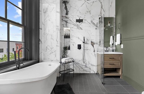 Old Goucher Hotel | Luxury Two Queen Suite - Haven at The Marle Boutique Hotel Near JHU & DT
