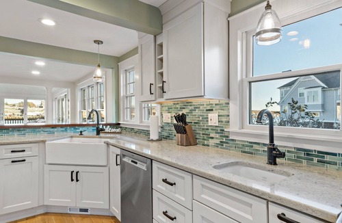 Warren House | Luxury waterfront home with breathtaking views in Barrington