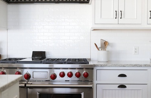 Portsmouth House | Luxury Waterfront Rental at Sunrise Point