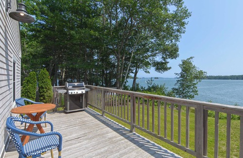Freeport House | Luxury Waterfront Vacation Rental in South Freeport - Private Dock on Casco Bay
