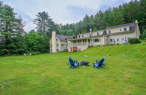 Stowe Bed & Breakfast | Madonna Peak w/Breakfast at the Brass Lantern Inn