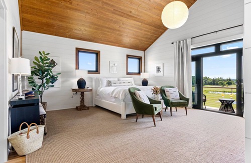 East Sullivan House | Maggie May, Salt Farm, Romantic & Rural, perfect for two near Acadia/Bar Harbor