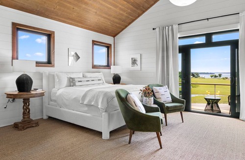 East Sullivan House | Maggie May, Salt Farm, Romantic & Rural, perfect for two near Acadia/Bar Harbor