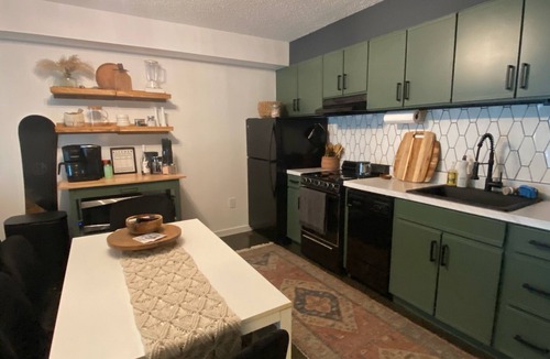 Londonderry Condo | Magic Mountain Trailside Condo - Ski In/Ski Out