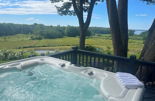 Yarmouth House | Maine Coastal Cottage