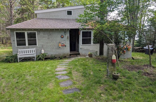 Georgetown Cottage | Maine Oceanfront Cottage, 1/2mi to Reid State Park, pass included, Dog Friendly