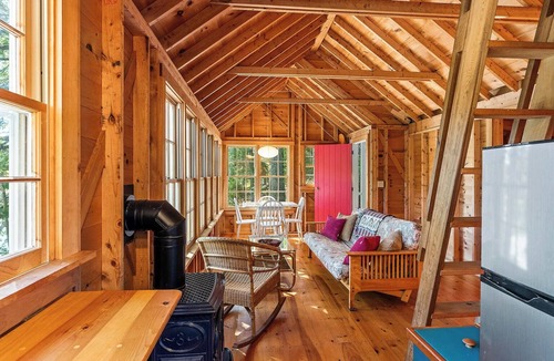Woolwich Cottage | Maine summer dreams come true! Rustic 3-bedroom on the water with private dock
