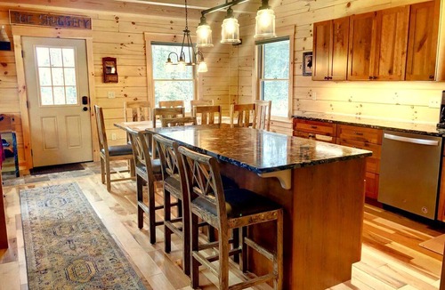 Bethlehem Cabin | Majestic New Hampshire Log Cabin Rental with Views of Cannon Mountain