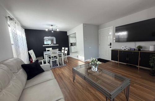 Guttenberg Apartment | Manhattan View, 20Min to NYC, Bus and Ferry at the Door, 4-bedroom apt with AC