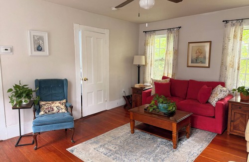 Salem Apartment | Mariam's On Becket