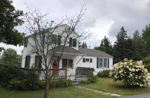 Marlboro Cottage | Marlboro Beach Cottage
