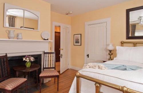 Top of the Hill Hotel | Marshall Slocum Inn