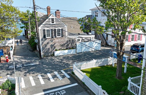 Commercial Street House | Martin House 157