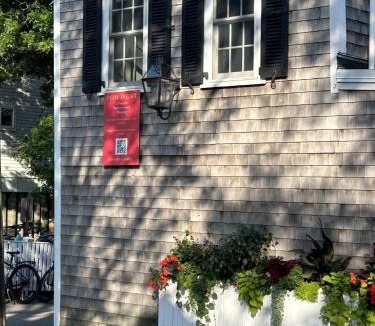 Commercial Street House | Martin House 157