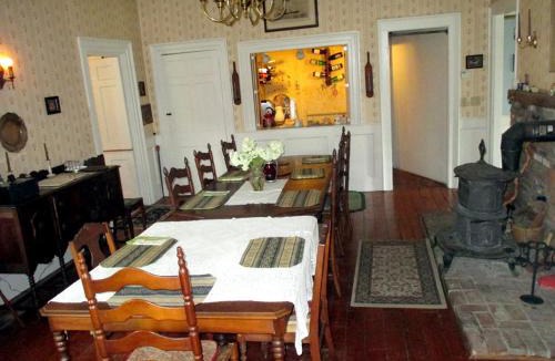 McIndoe Falls Bed & Breakfast | McIndoe Falls Inn