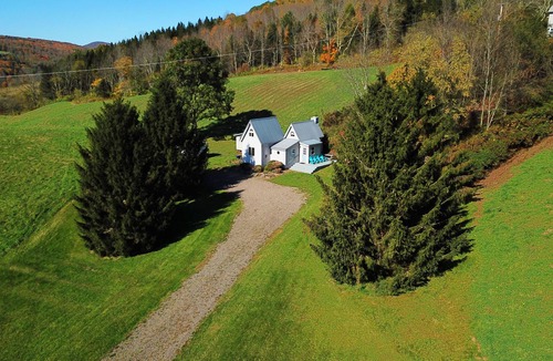 Denver House | Meadowlark, a delightful and unique Catskill Mountain Cottage. Extraordinary