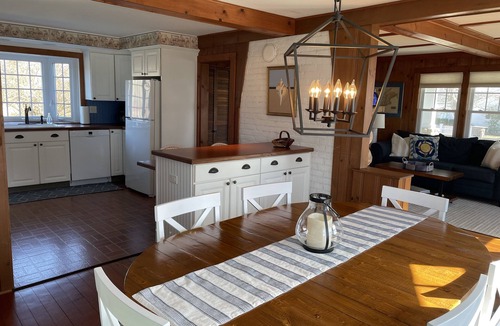 Old Lyme Cottage | Meet Me By The Sea