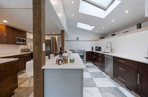 Cornwall Bridge House | "MELIUS" Warren-Washington NYC 2Hrs, 5BR Mint, Heated Pool, Tennis, PoshPadsCT