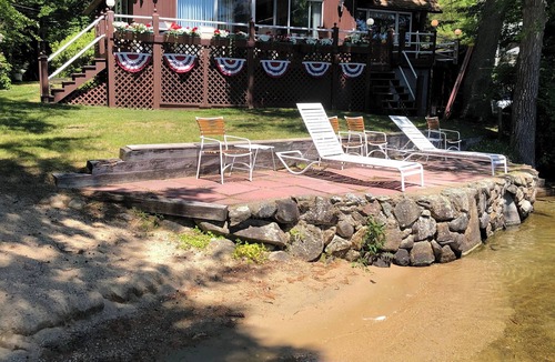 Meredith House | Meredith, NH 03253 Lake Winnipesaukee waterfront comfortable year-round home