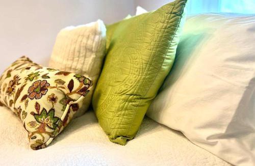 Oswego Bed & Breakfast | Merriam Family Suite - The Belvedere Inn
