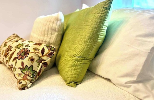 Oswego Bed & Breakfast | Merriam Family Suite - The Belvedere Inn