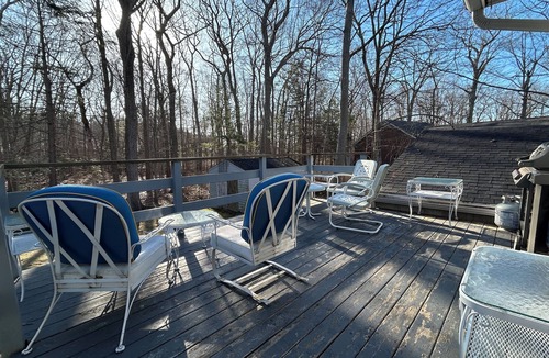 Rye Beach House | Mid century 3-bedroom house with fenced in back yard steps to Rye Beach