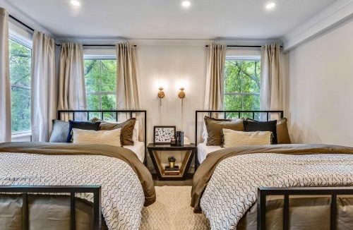 Jamaica Plain Apartment | Mid-Century Glam Retreat Near T