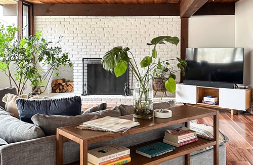 Lewisboro House | Mid- Century Modern getaway - only 1hr from the city!