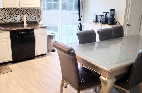 White Horse House | Mid-Term Rental Home in Hamilton New Jersey-Perfect for complex groups.