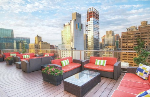 Midtown East Resort | Midtown NYC Stay – Near Broadway & Grand Central