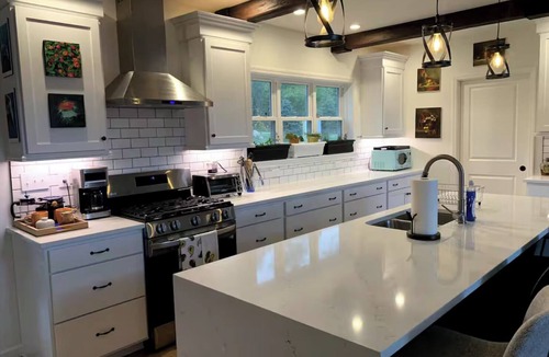 Hollowville House | Million Dollar Catskill Mountain Sunset Views - 6 Miles from Hudson Warren St.