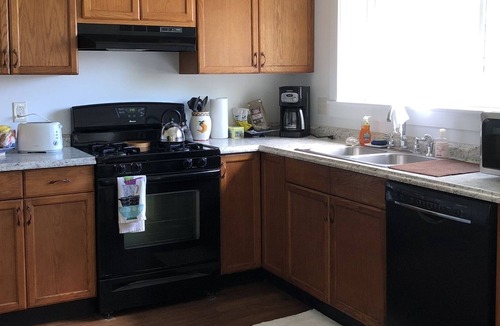 Etna House | Minutes to Cayuga Lake, Cornell, IC, museums and wineries