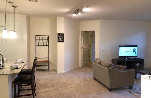 Mission Hill Apartment | Mirage Luxury Apartments Longwood